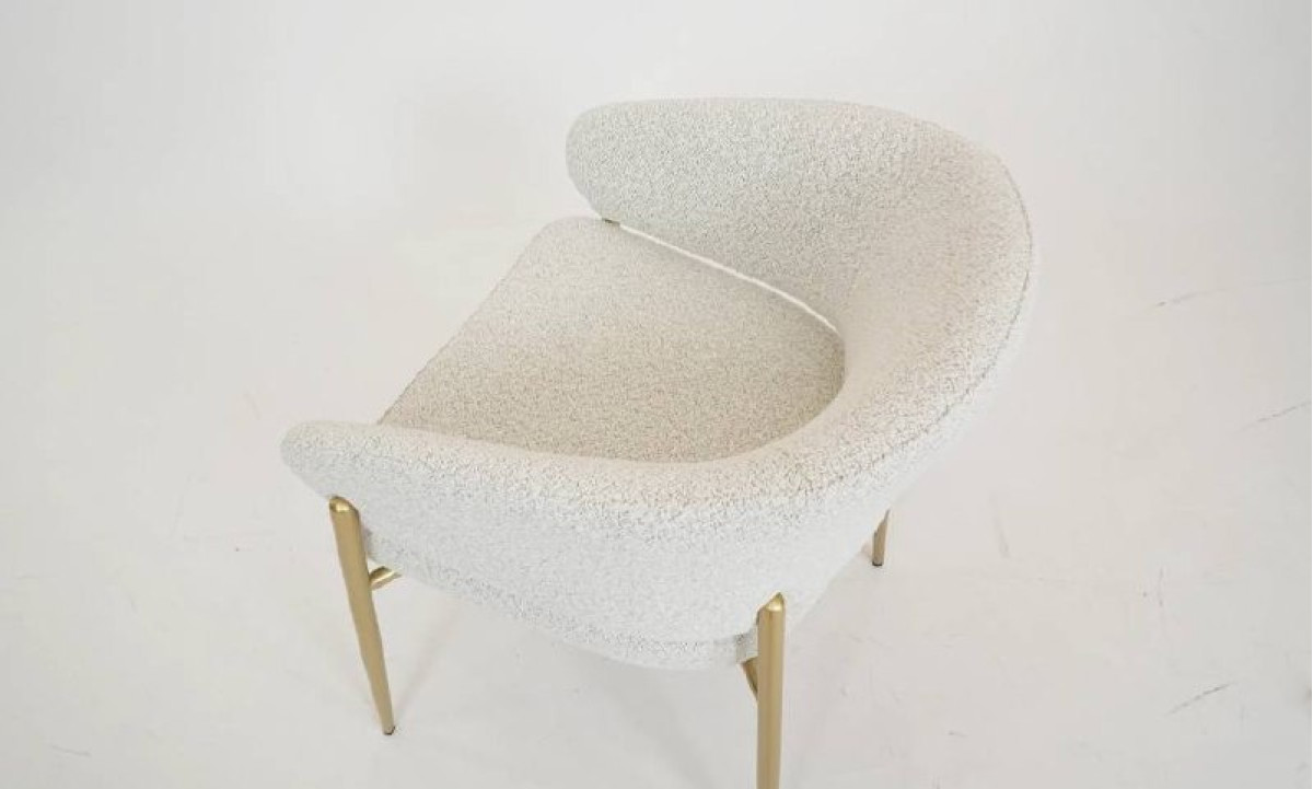 Стілець Мальта тканина молочна метал золоті ніжки