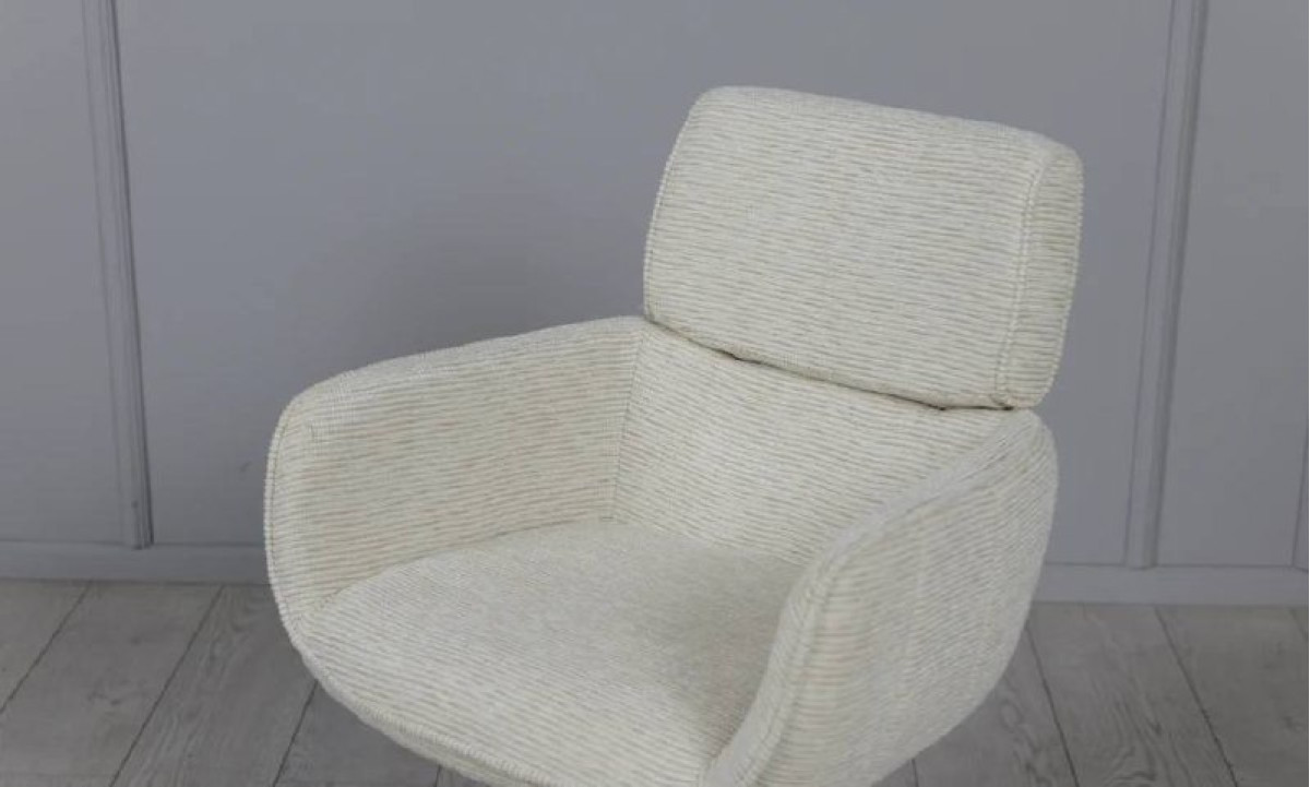 Стілець АРТУР з обертовим механізмом айворі